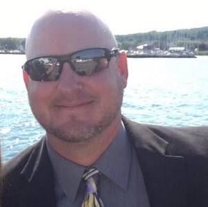 Meet your Posher, Adam